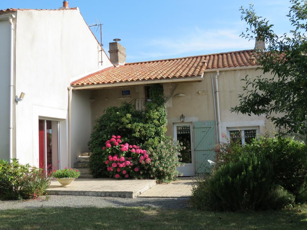 Saint-Aubin-la-Plaine L'Aubinoise B&B 외부 사진